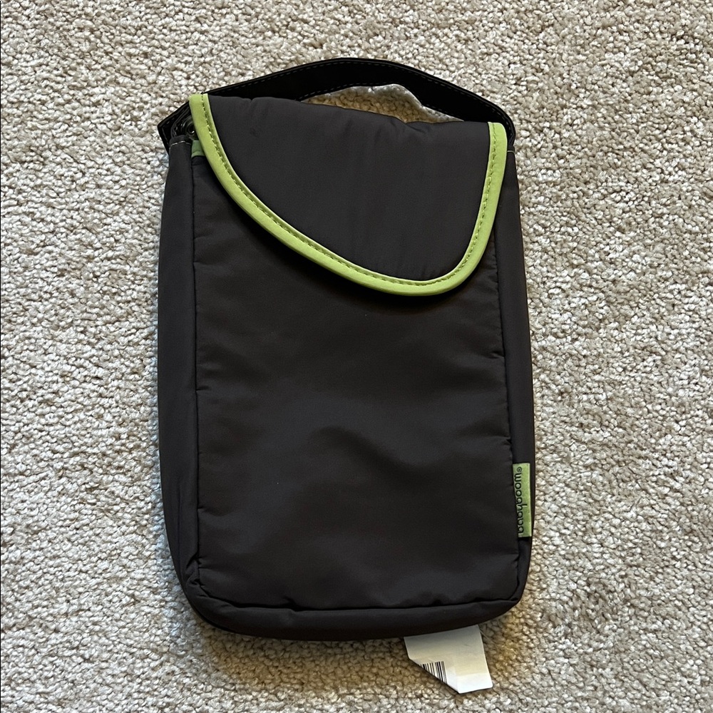 Babyboom Insulated Bottle Bag or Toiletry Bag with Green Trim